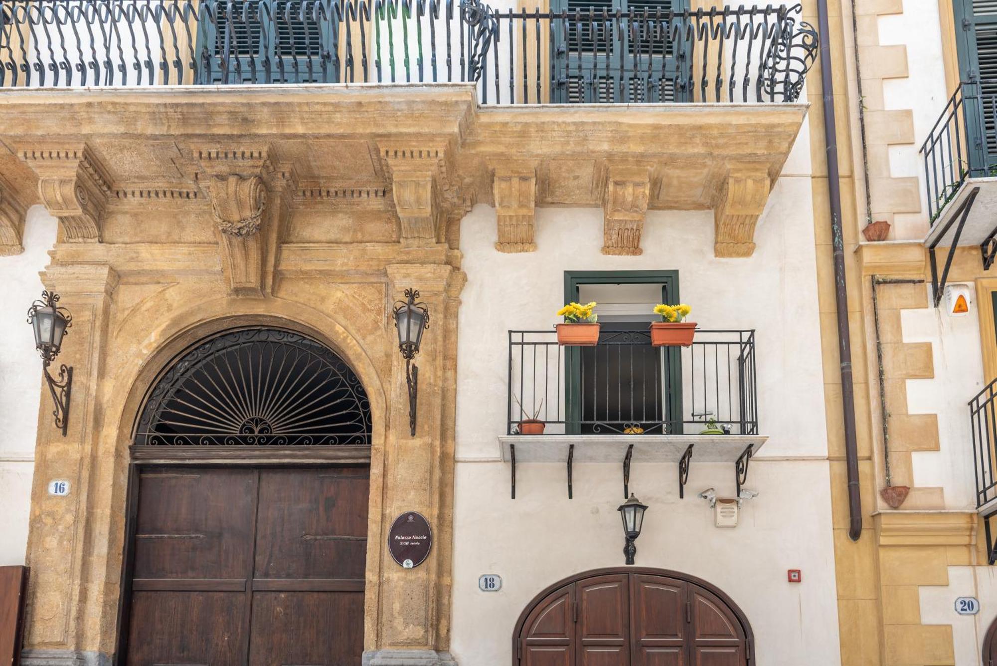 Good Vibes Apartment Nel Centro Storico Palermo Kültér fotó